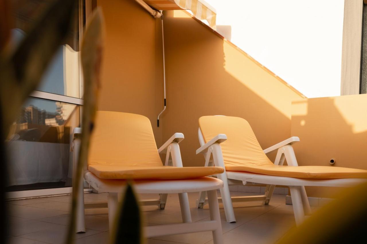 Homeforguest Atico Martina Con Terraza En Los Cristianos Лос Кристианос Екстериор снимка